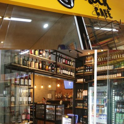 Puro Rock Café